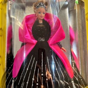1998 Holiday Barbie
